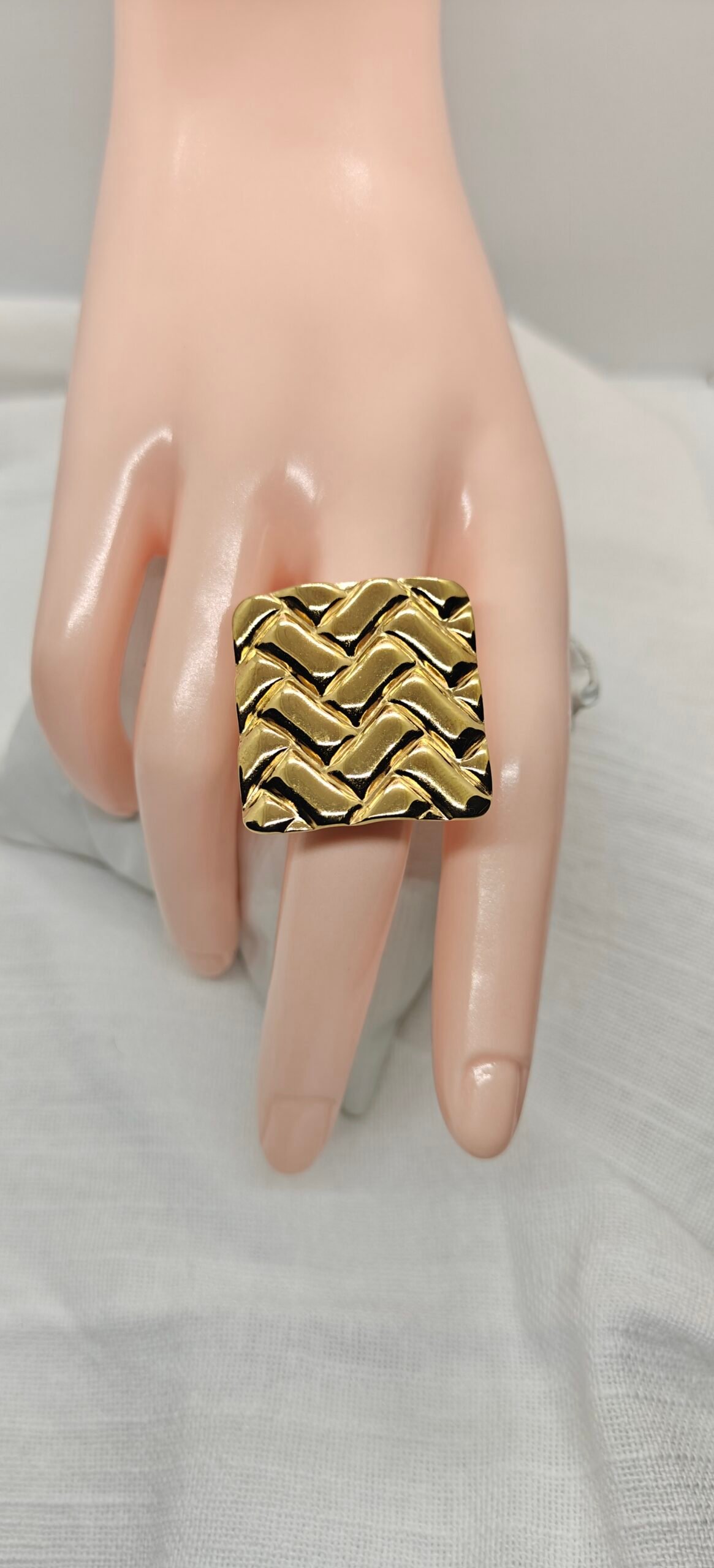 Woven Wave Stainless Steel Gold Plated Statement Ring on hand – Herdise Jewelry