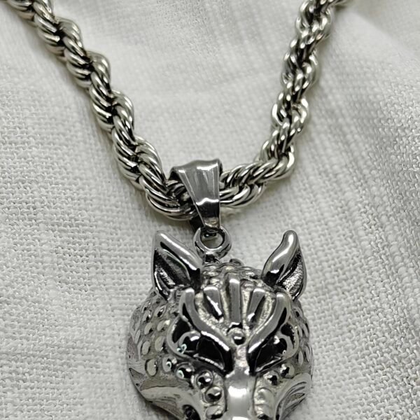 “Wolf head stainless steel pendant necklace with rope chain.”