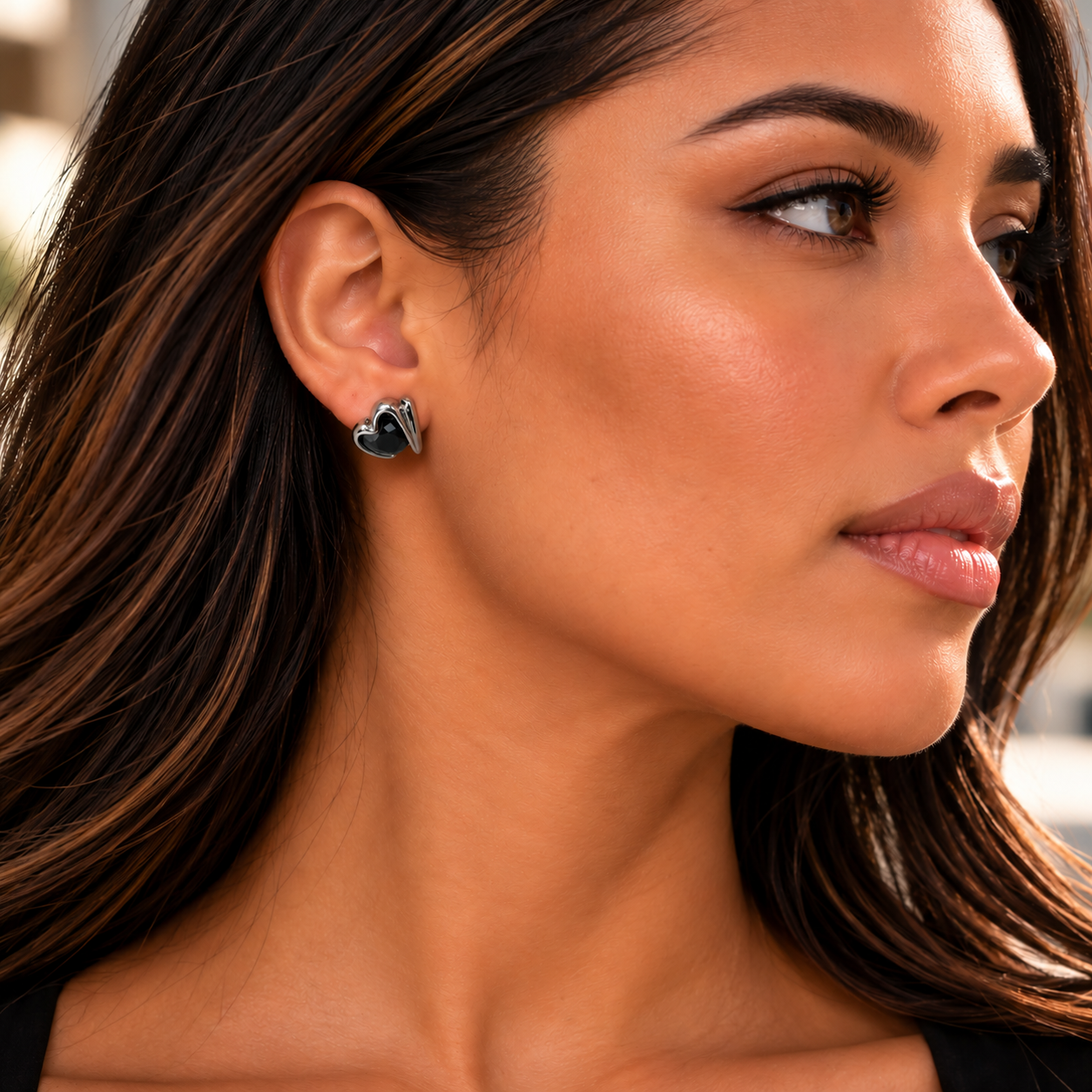 Raven Claw Black Zircon Stud Earrings - Image 5